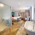 מלון Logis De France 3*