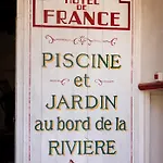 Logis De France 3* 라챠터수르르로얼