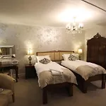Logis De France 라챠터수르르로얼