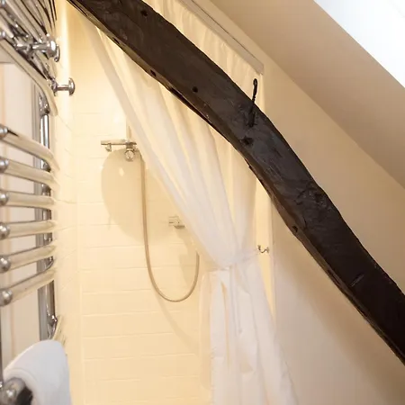 Logis De France 3* La Chartre-sur-le-Loir