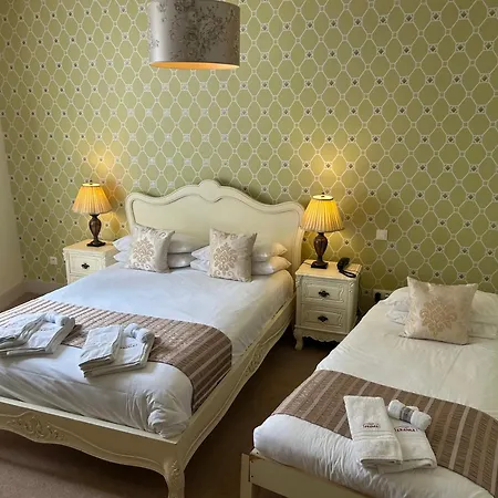 Logis De France 3* 라챠터수르르로얼