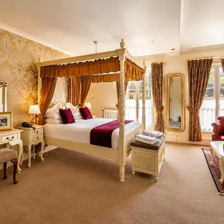 فندق Logis De France La Chartre-sur-le-Loir