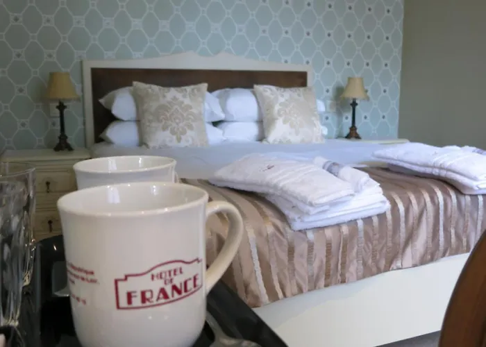 Hotel Logis De France 3*