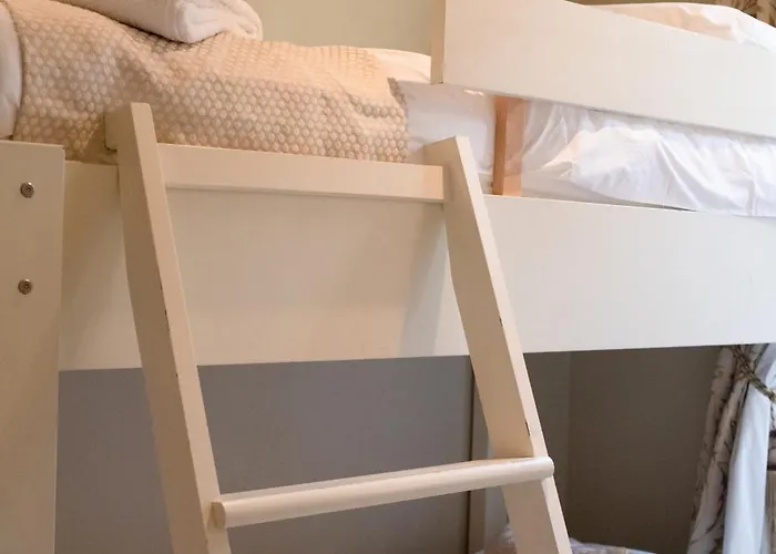 Hotel Logis De France La Chartre-sur-le-Loir