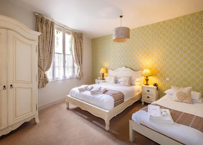 Hotel Logis De France 3*