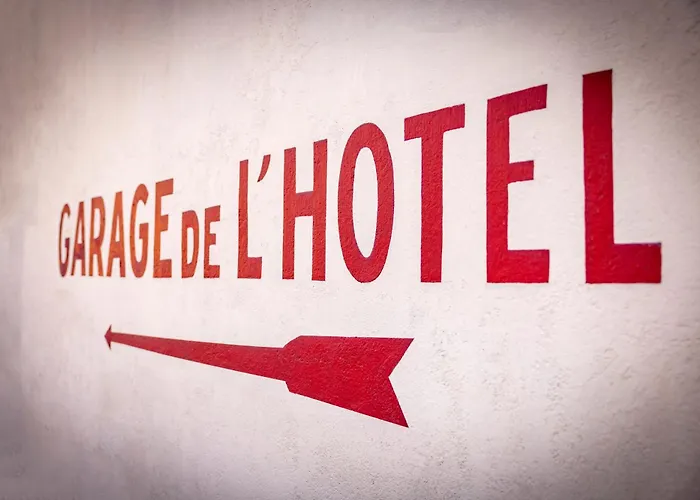 Logis De France La Chartre-sur-le-Loir