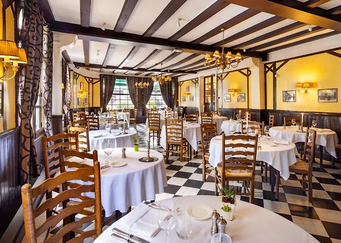 Hotel Logis De France 3*